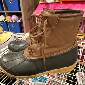 Sperry Kids Boots Size 5 Unisex Like New Used Once!